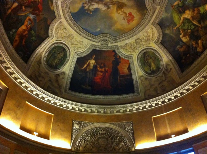 Louvre 11