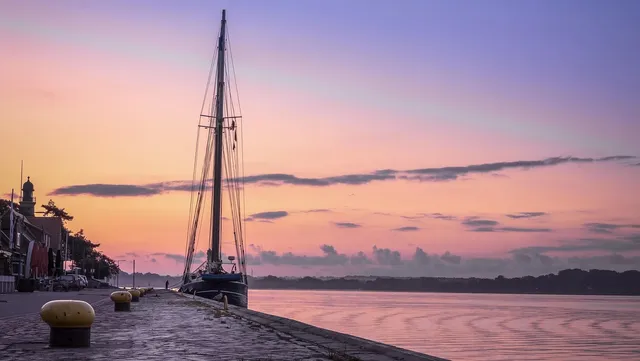 Header Sailor Kid